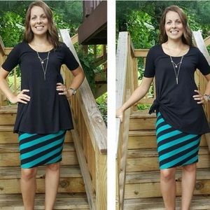 Black Lularoe Perfect  T- Fits Sizes 8-14
